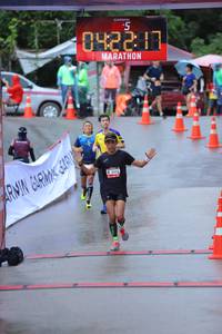 BIB: 0422, 5445
                            <button type="button" onclick="openModal(5743238)" class="btn btn-primary btn-sm float-right btn-popup" data-toggle="modal" data-target=".modal-high-quality">
                        <i class="fas fa-shopping-cart"></i> Add to Cart
                    </button>
                                            <button type="button" onclick="isThisMe(5743238, true)" class="btn btn-success btn-sm float-right btn-popup btn-isme hidden" data-toggle="tooltip" data-placement="bottom" title="นี่คือรูปของคุณใช่ไหม คลิกที่นี่เพื่อเอาเข้าอัลบั้ม">
                        <i class="fas fa-plus"></i> Add to album
                    </button>
                    <button type="button" onclick="isThisMe(5743238, false)" class="btn btn-warning btn-sm float-right btn-popup btn-isnotme hidden">
                        <i class="fas fa-ban"></i> Remove from album
                    </button>